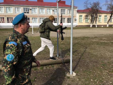 Соревнования членов военно-патриотического клуба «Юный десантник Кубани»